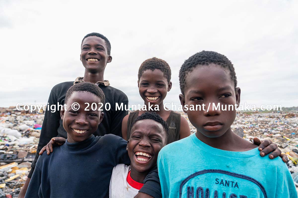 Children engaged in hazardous child labour having fun. From top left: Ayitey, 14, Ankrah, 14, Frimpong, 12, Tanko, 11, Mustafa, 13. Copyright © 2020 Muntaka Chasant