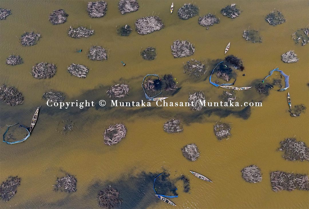 Aerial view of "Atidza" mangrove brush park fishing in Ghana. Copyright © 2020 Muntaka Chasant